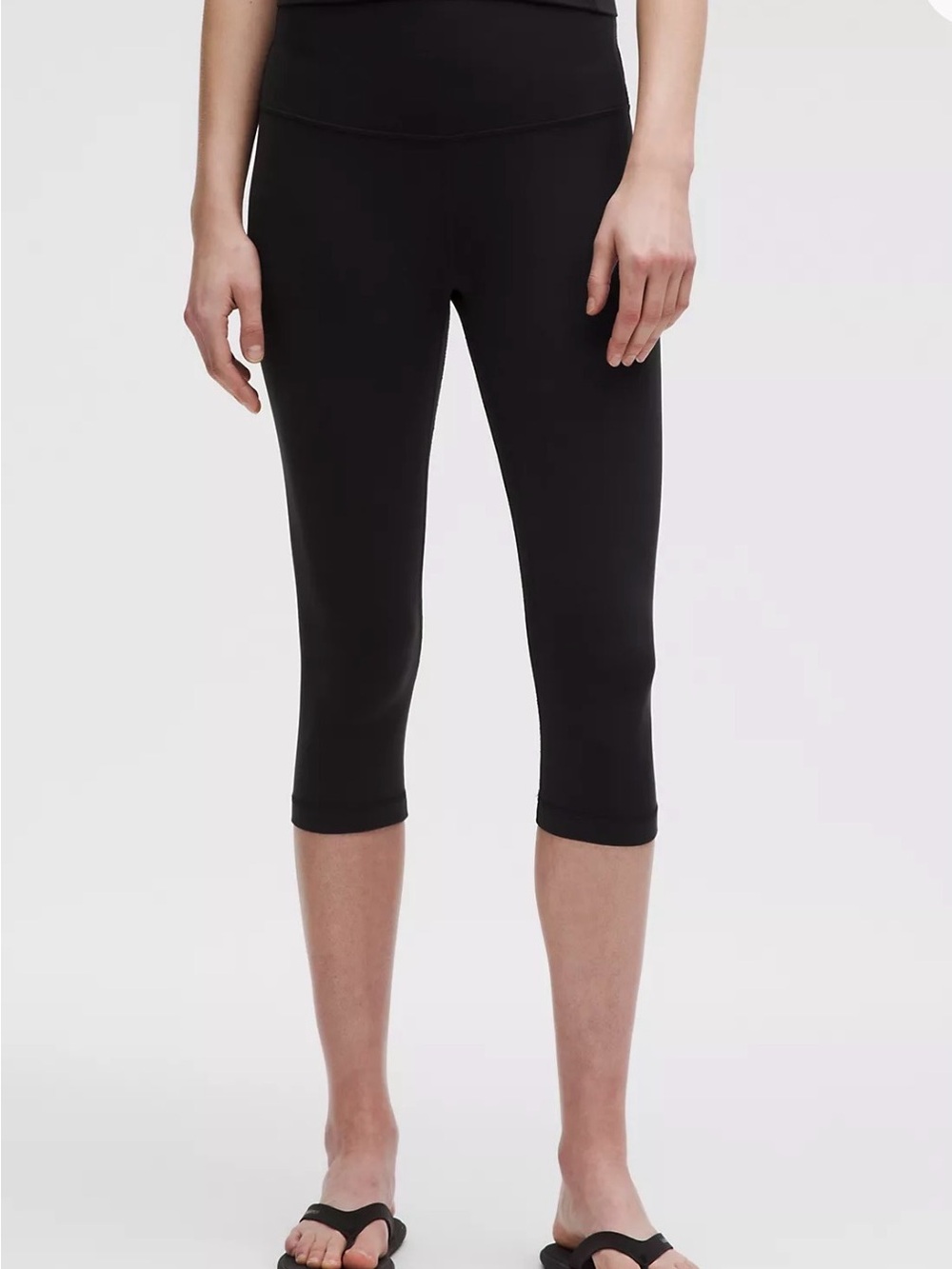 lululemon athletica Black Cropped Leggings Capri